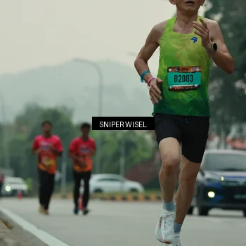 Runner Photo 7044528