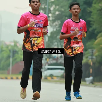 Runner Photo 7044540