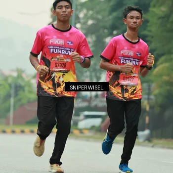 Runner Photo 7044543