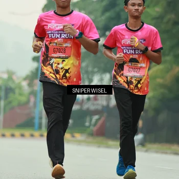 Runner Photo 7044549