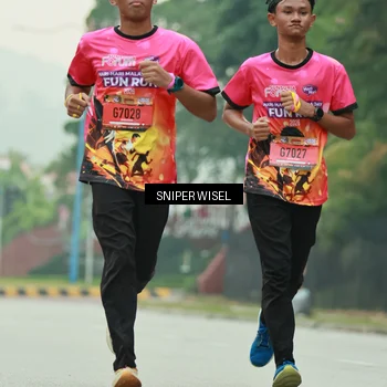 Runner Photo 7044552