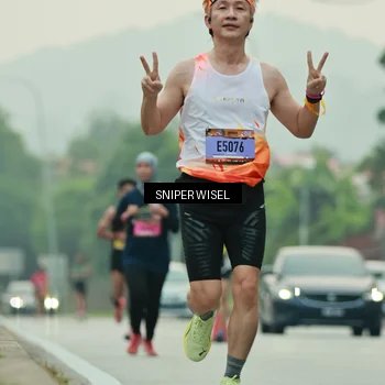Runner Photo 7044553