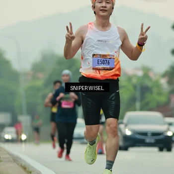 Runner Photo 7044554