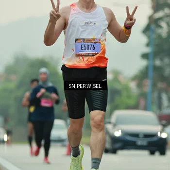 Runner Photo 7044568