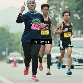 Runner Photo 7044590