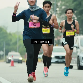 Runner Photo 7044592