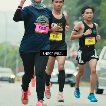 Runner Photo 7044611