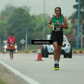 Runner Photo 7044614