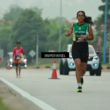 Runner Photo 7044617