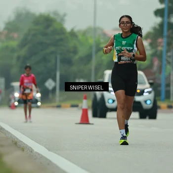 Runner Photo 7044618