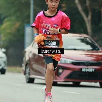 Runner Photo 7044654