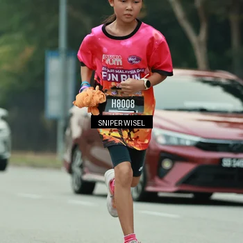 Runner Photo 7044659