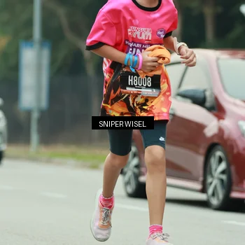 Runner Photo 7044666