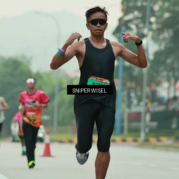 Runner Photo 7044673