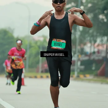 Runner Photo 7044676