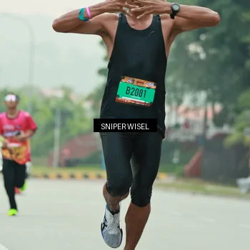 Runner Photo 7044690