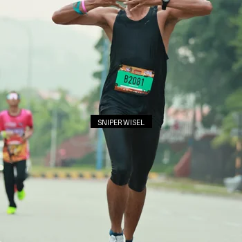 Runner Photo 7044695