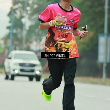 Runner Photo 7044702