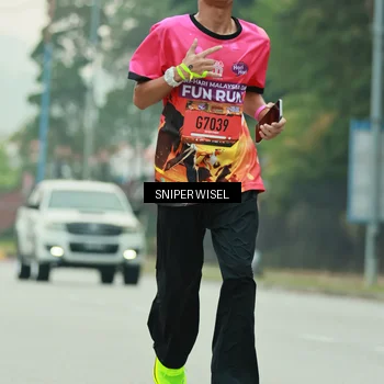 Runner Photo 7044703