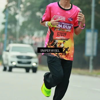 Runner Photo 7044706