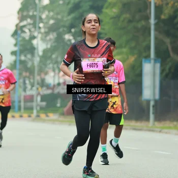 Runner Photo 7044725