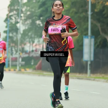 Runner Photo 7044728