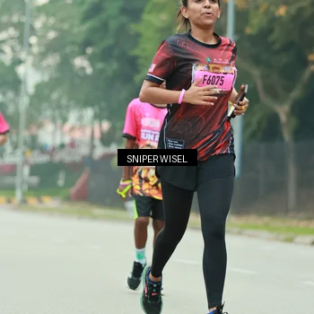 Runner Photo 7044732