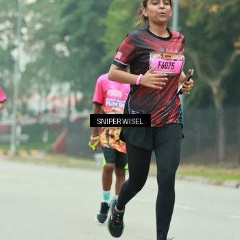 Runner Photo 7044734