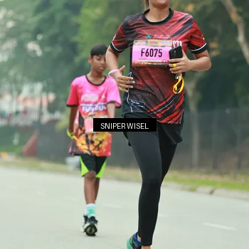 Runner Photo 7044738