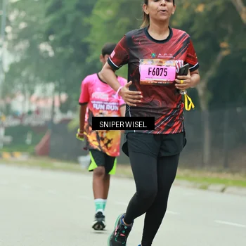 Runner Photo 7044740