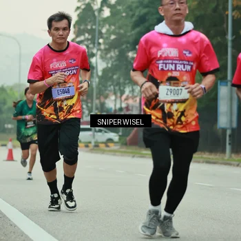Runner Photo 7044749