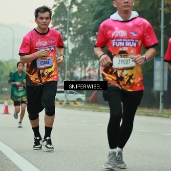 Runner Photo 7044750