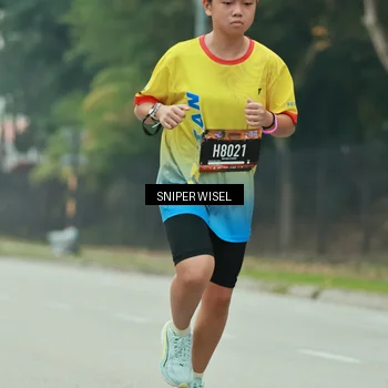 Runner Photo 7044801
