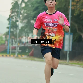Runner Photo 7044833