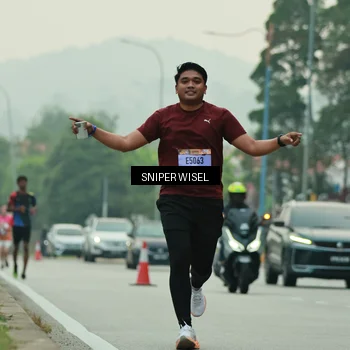 Runner Photo 7044859