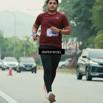 Runner Photo 7044868