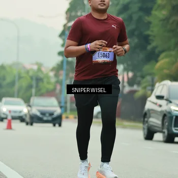 Runner Photo 7044876
