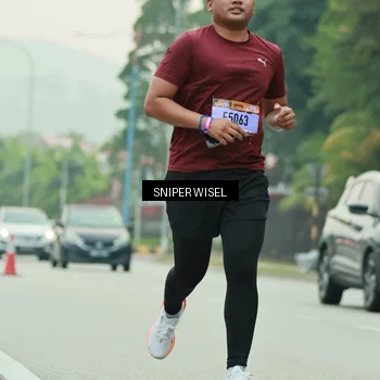 Runner Photo 7044883