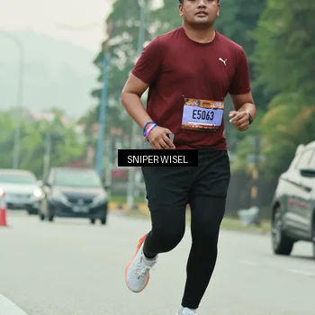 Runner Photo 7044884