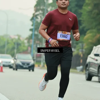 Runner Photo 7044886