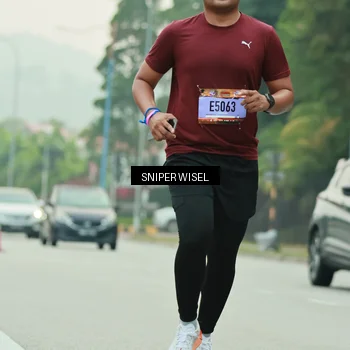 Runner Photo 7044887