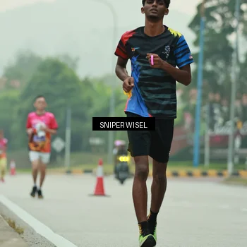 Runner Photo 7044891