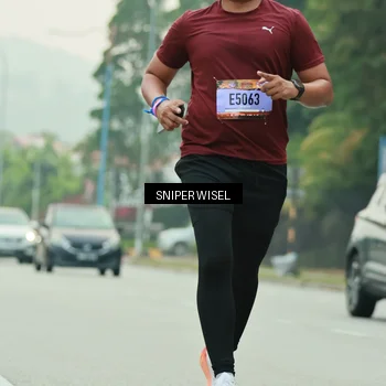 Runner Photo 7044895