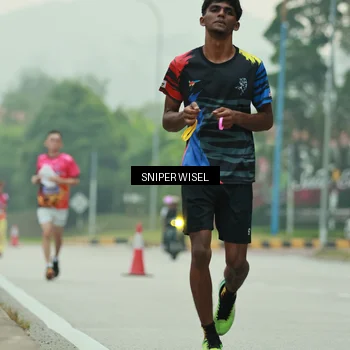 Runner Photo 7044896