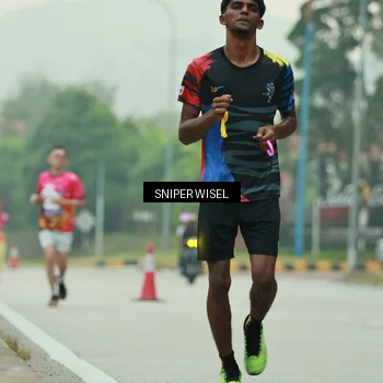 Runner Photo 7044898