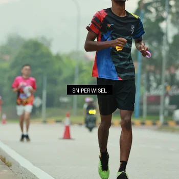 Runner Photo 7044901