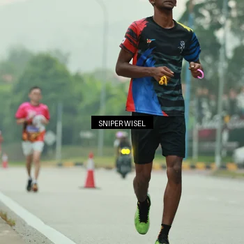 Runner Photo 7044902