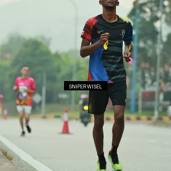 Runner Photo 7044906
