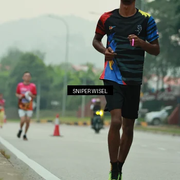 Runner Photo 7044907