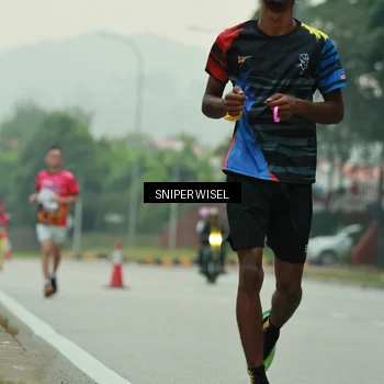 Runner Photo 7044910